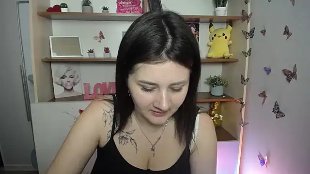 Katrin kiss  online show from 06-12-26, 10:58