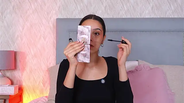 Sofy Bradd online show from 10-11-25, 02:22