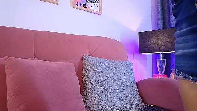 Snapshot of Karina2Smith chatting on 01-05-26, 07:17 Karina2Smith online show from 01-05-26, 07:17