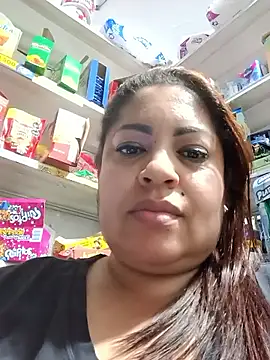 Snapshot of Karla_hilton1 chatting on 10-19-25, 03:40 Karla hilton1 online show from 10-19-25, 03:40