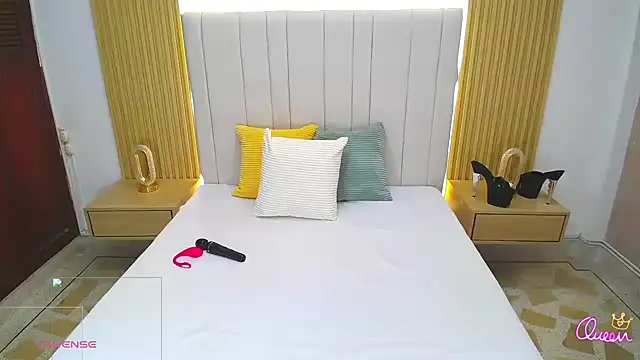 WildScarlet online show from 02-14-26, 01:08