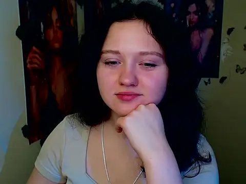 Snapshot of LadyAlice_ chatting on 11-05-25, 07:08 LadyAlice online show from 11-05-25, 07:08