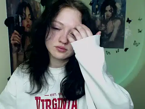 Snapshot of LadyAlice_ chatting on 02-11-26, 06:40 LadyAlice online show from 02-11-26, 06:40