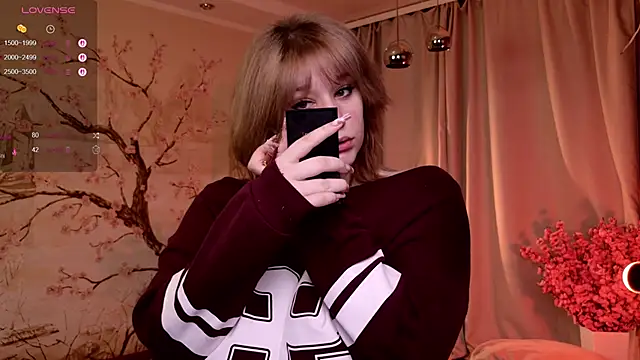 Snapshot of Morvelyn chatting on 11-28-25, 12:41 Morvelyn online show from 11-28-25, 12:41