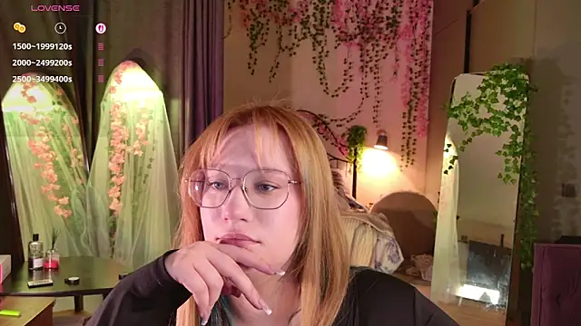 Snapshot of Morvelyn chatting on 02-28-26, 09:16 Morvelyn online show from 02-28-26, 09:16