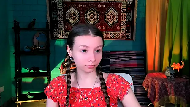 JulieDaniel online show from 11-27-25, 04:14