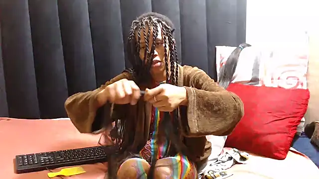 SexyChantyBabe25 online show from 10-12-25, 04:28