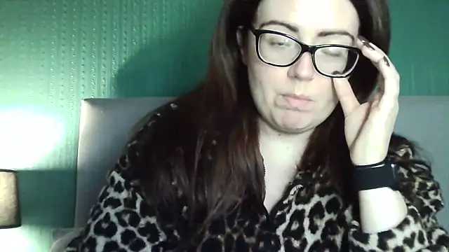 Snapshot of Curvy-BellaX chatting on 10-01-25, 02:34 Curvy-BellaX online show from 10-01-25, 02:34