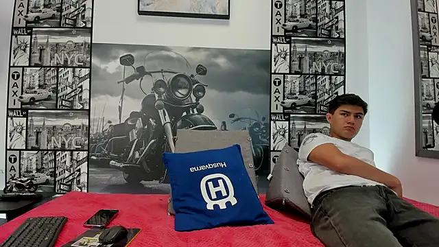 Light Haze online show from 10-27-25, 03:16