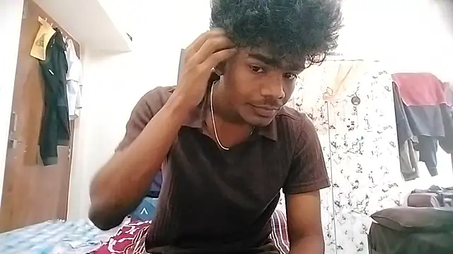 Snapshot of Rahulisagoodguy chatting on 10-07-25, 05:48 Rahulisagoodguy online show from 10-07-25, 05:48