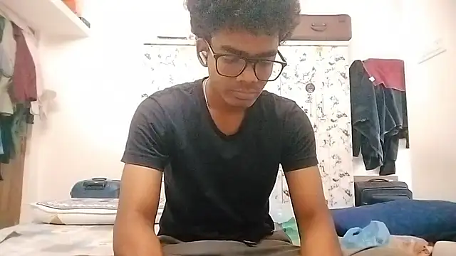 Snapshot of Rahulisagoodguy chatting on 11-06-25, 10:49 Rahulisagoodguy online show from 11-06-25, 10:49