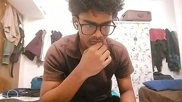 Snapshot of Rahulisagoodguy chatting on 11-15-25, 11:07 Rahulisagoodguy online show from 11-15-25, 11:07