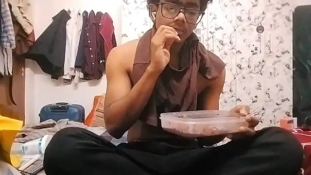 Snapshot of Rahulisagoodguy chatting on 12-01-25, 10:53 Rahulisagoodguy online show from 12-01-25, 10:53