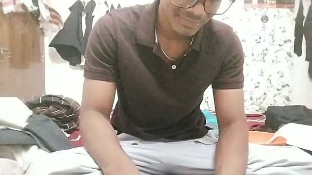 Snapshot of Rahulisagoodguy chatting on 02-01-26, 01:31 Rahulisagoodguy online show from 02-01-26, 01:31