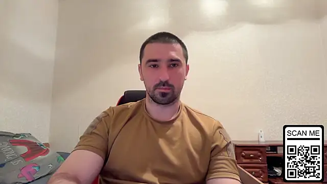 Snapshot of Hard_to_Obey chatting on 05-15-26, 06:26 Hard to Obey online show from 05-15-26, 06:26