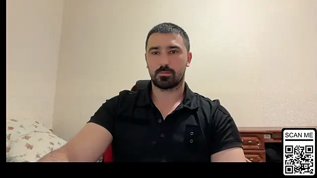 Snapshot of Hard_to_Obey chatting on 06-18-26, 06:23 Hard to Obey online show from 06-18-26, 06:23