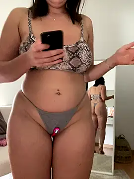 chloedlm5 online show from 10-12-25, 10:47