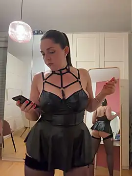 chloedlm5 online show from 04-24-26, 09:50