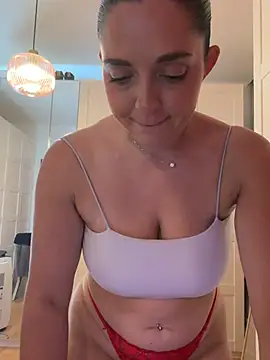 chloedlm5 online show from 06-29-26, 08:42
