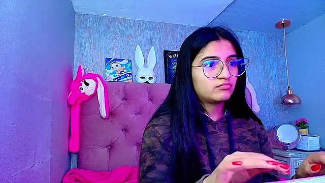 Snapshot of laurenelove chatting on 12-05-25, 03:37 laurenelove online show from 12-05-25, 03:37