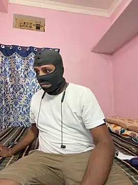 Snapshot of Lovlycouple1 chatting on 11-03-25, 05:14 Lovlycouple1 online show from 11-03-25, 05:14