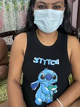 Snapshot of Lovlycouple1 chatting on 02-24-26, 03:15 Lovlycouple1 online show from 02-24-26, 03:15