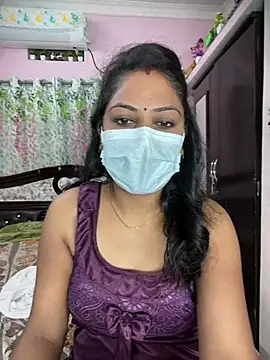 Snapshot of Lovlycouple1 chatting on 03-26-26, 02:17 Lovlycouple1 online show from 03-26-26, 02:17