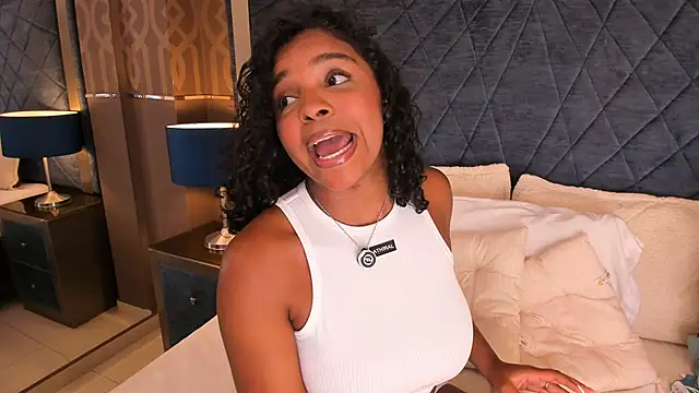 LisaMendez online show from 07-02-26, 03:23
