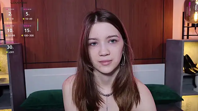 Alison kisss online show from 06-17-26, 07:15