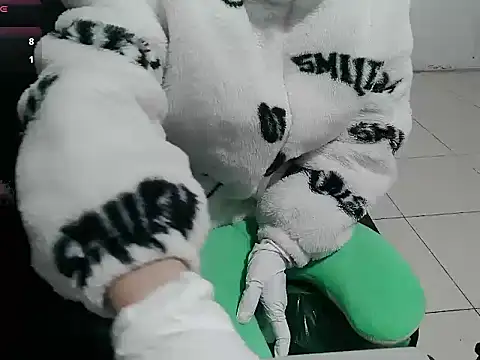 Owe chan online show from 01-06-26, 11:51