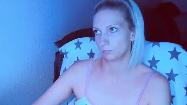 SexyJulia21 online show from 06-22-26, 08:22