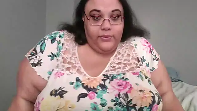 SexyBBW10790 online show from 04-24-26, 02:08