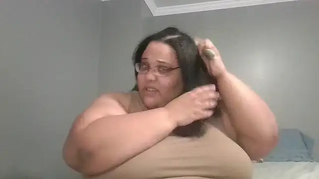 SexyBBW10790 online show from 07-26-26, 11:06
