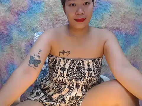 Snapshot of wild_rose69 chatting on 07-04-26, 11:22 wild rose69 online show from 07-04-26, 11:22