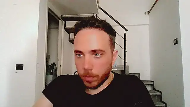 Snapshot of joeviolet chatting on 04-04-26, 02:58 joeviolet online show from 04-04-26, 02:58