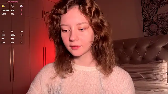 Snapshot of IrisPurrphy chatting on 10-27-25, 05:17 IrisPurrphy online show from 10-27-25, 05:17