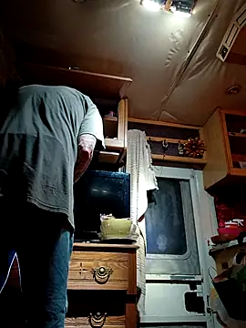 ShawnandDani7074 online show from 01-15-26, 06:51