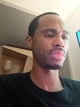 Snapshot of bbclongstrong1433 chatting on 02-07-26, 06:17 bbclongstrong1433 online show from 02-07-26, 06:17