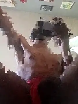 Snapshot of bbclongstrong1433 chatting on 02-27-26, 02:50 bbclongstrong1433 online show from 02-27-26, 02:50