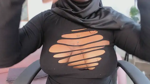 yasmin elite online show from 12-19-25, 10:11