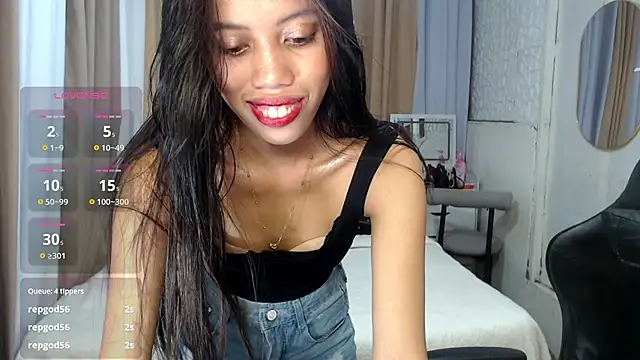 Snapshot of kourtneyluv_ chatting on 07-31-26, 05:29 kourtneyluv online show from 07-31-26, 05:29