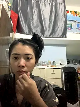 Minee1202 online show from 12-20-25, 02:07