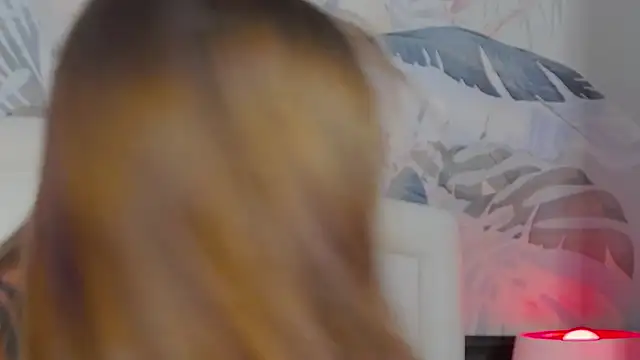 MarilynNova online show from 11-13-25, 04:33