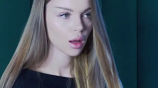 MarilynNova online show from 02-19-26, 04:52