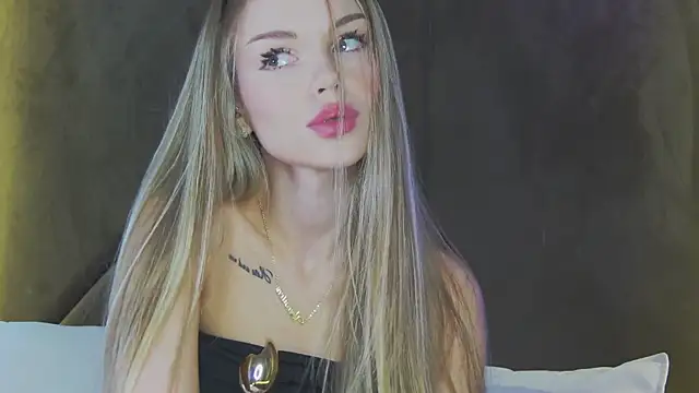 MarilynNova online show from 07-21-26, 06:38