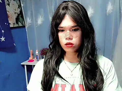 Snapshot of Anggeh_Slut chatting on 09-30-25, 03:06 Anggeh Slut online show from 09-30-25, 03:06