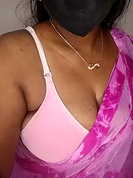 Snapshot of lasyareddy_telugu_0001 chatting on 12-14-25, 07:51 lasyareddy telugu 0001 online show from 12-14-25, 07:51