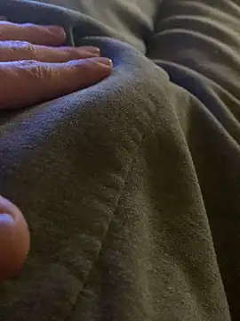 MuzzyFacing online show from 11-30-25, 09:13