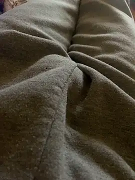 Snapshot of MuzzyFacing chatting on 02-03-26, 02:11 MuzzyFacing online show from 02-03-26, 02:11