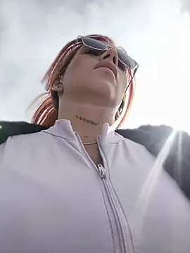 Alis xxx online show from 04-20-26, 08:32